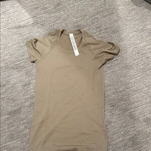 lululemon athletica Tan Short Sleeve Tee